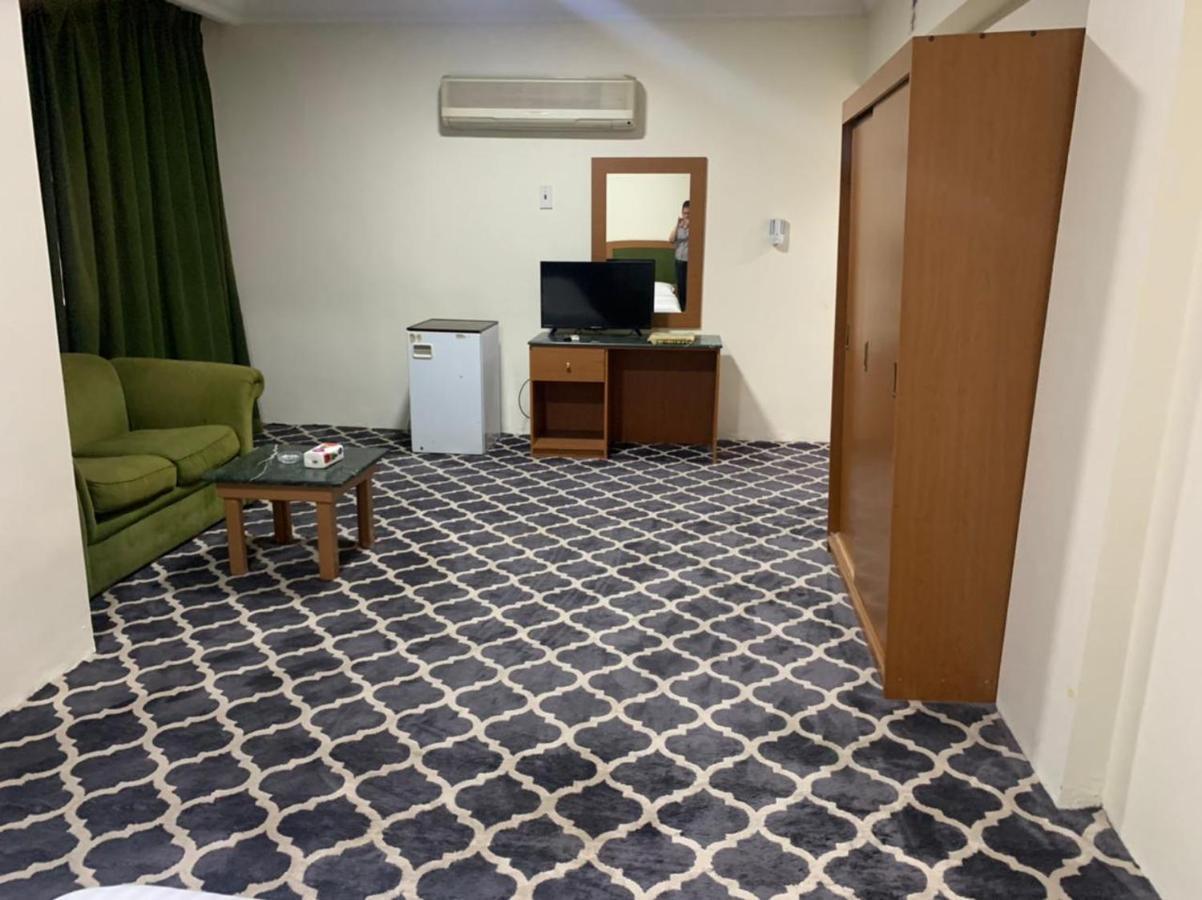 Al Aziziyah Hotel And Suites Khamis Mushait Extérieur photo