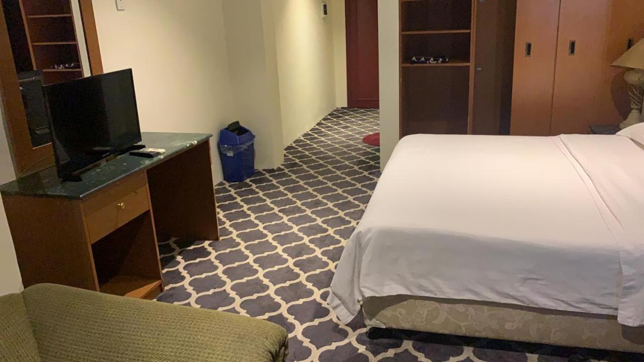 Al Aziziyah Hotel And Suites Khamis Mushait Extérieur photo