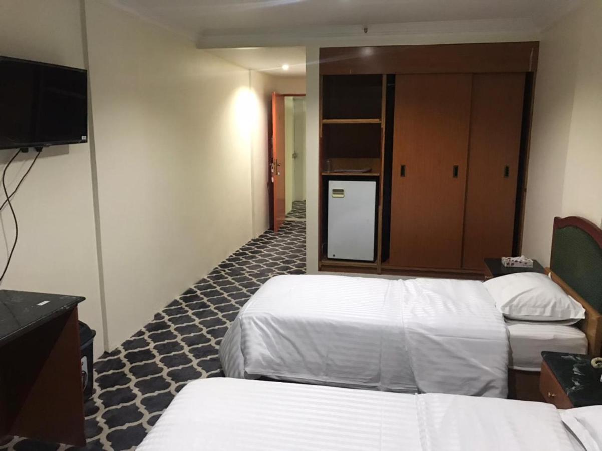 Al Aziziyah Hotel And Suites Khamis Mushait Extérieur photo