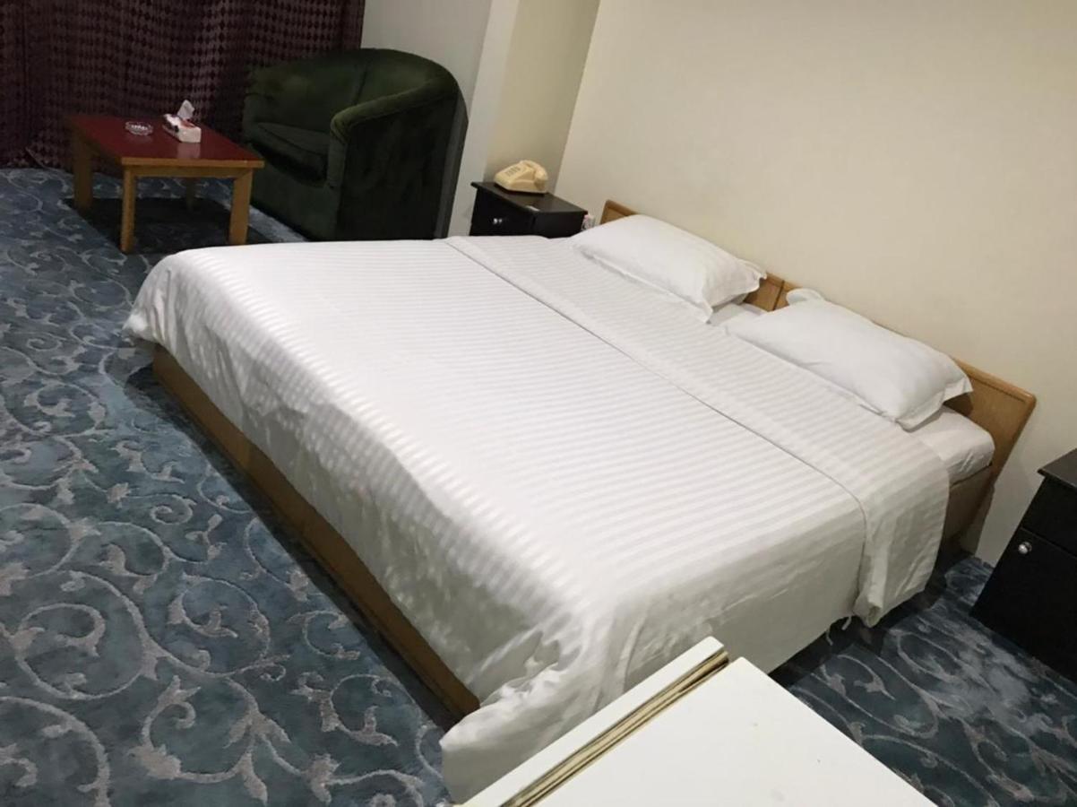 Al Aziziyah Hotel And Suites Khamis Mushait Extérieur photo