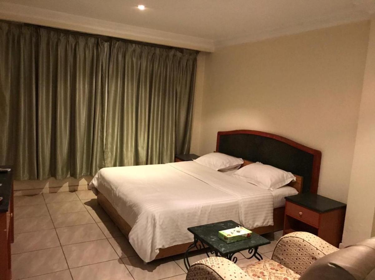 Al Aziziyah Hotel And Suites Khamis Mushait Extérieur photo