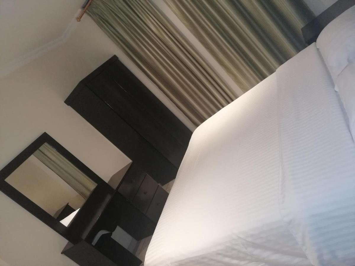 Al Aziziyah Hotel And Suites Khamis Mushait Extérieur photo