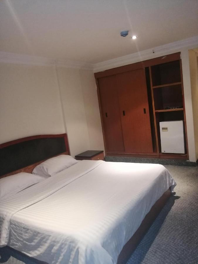 Al Aziziyah Hotel And Suites Khamis Mushait Extérieur photo